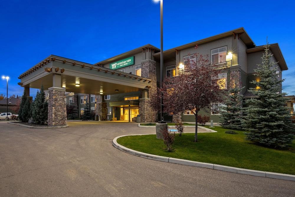 Sundre Mountain View Inn & Suites מראה חיצוני תמונה