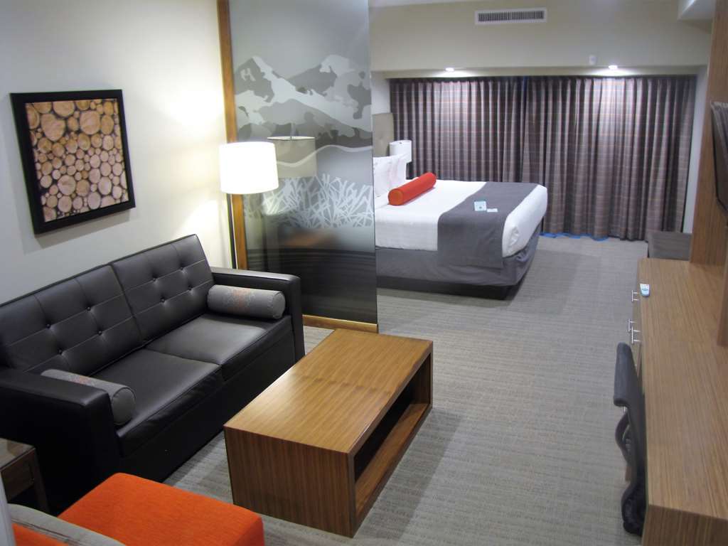 Sundre Mountain View Inn & Suites חדר תמונה