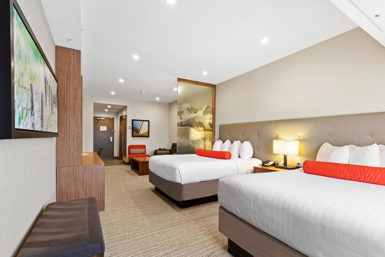 Sundre Mountain View Inn & Suites מראה חיצוני תמונה