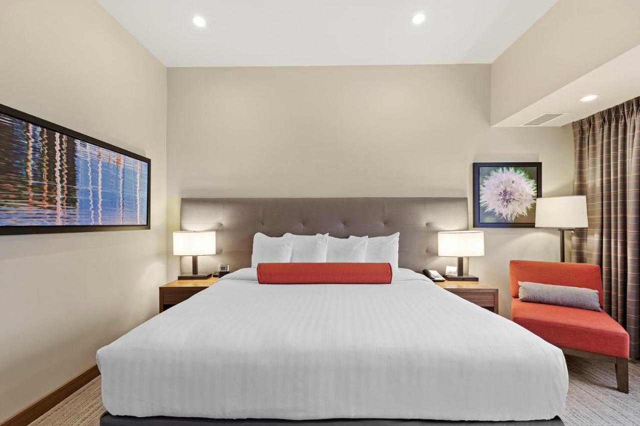 Sundre Mountain View Inn & Suites מראה חיצוני תמונה