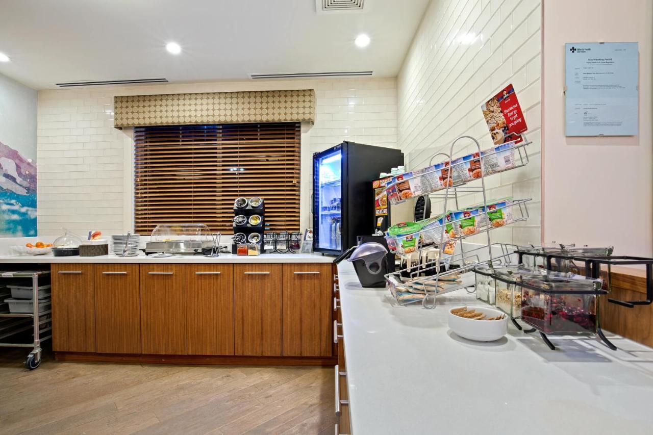 Sundre Mountain View Inn & Suites מראה חיצוני תמונה