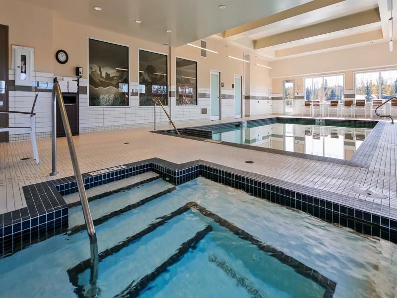 Sundre Mountain View Inn & Suites מראה חיצוני תמונה